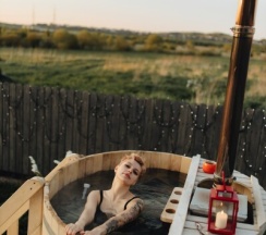 Шалаш в Лиса в шалаше