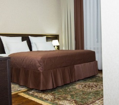 Номер стандарт с 1 двуспальной кроватью в Таурух