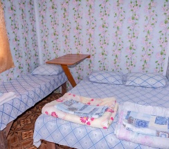 3-местное шале Морской (общие удобства) в Полинка