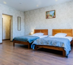 Двухместный номер Стандарт3 с двумя кроватями в Уют