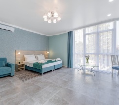 Люкс четырехместный в Журавли