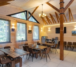 Дом 4 номера с залом в Pine Land