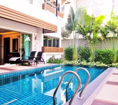 Вилла с 3 комнатами в Chalong Miracle Lakeview Resort & Spa
