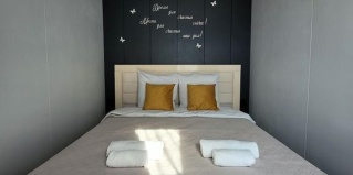 Хужир: Гостевой дом На песках