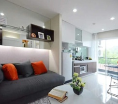 Двухместный номер Standard с балконом двуспальная кровать в The Scene Condo By The Rich