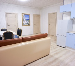 Коттедж - DeLuxe 6 мест в Покровское