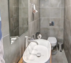 Стандарт двухместный номер с двуспальной кроватью №1 в Fenix