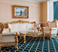 Президентский двухкомнатный люкс с балконом и видом на море в Grand Palace