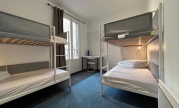 Четырёхместный номер Standard в Le Coffice Auberge de Jeunesse