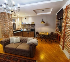 Двухместные апартаменты с 2 комнатами с красивым видом из окна двуспальная кровать в Апартаменты InterLoft 8 Old Town Free Parking Wi-Fi 100/50 Smart TV