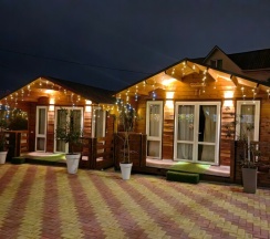 Домик-бунгало в Art Home