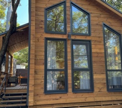 1. Коттедж семейный в Дубки