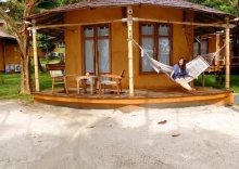 Вилла Premium beachfront в The Mud