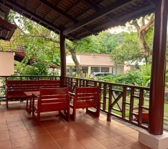 Четырёхместный семейный номер Standard в Hong Bin Bungalow Resort