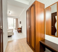 СТУДИЯ с панорамными окнами и видом на горы в Greek house viva hotels group
