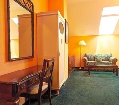 Четырёхместный номер Standard в Bohemia Plaza Residence