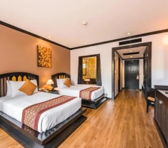 Двухместный номер с видом на бассейн 2 отдельные кровати в Princess Kamala Beachfront Hotel