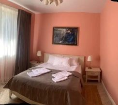Коттедж с балконом в Эдем