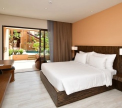 Трёхместный номер с доступом к бассейну Deluxe Premier в Pamookkoo Resort