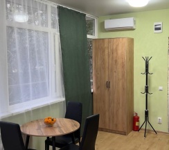 номер-студио с мини кухней в София-rooms