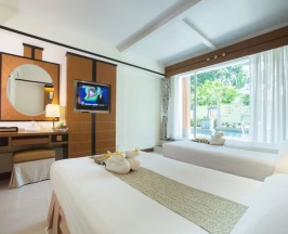 Номер Premier с балконом в Asia Cha Am Hotel