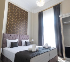 Двухместный номер Deluxe двуспальная кровать в Modern Luxury Hotel
