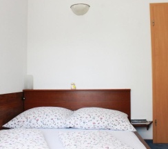 Одноместный номер Standard с красивым видом из окна в Pension Pieschen Dresden