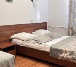 Стандартный семейный номер с 1 двуспальной кроватью и софой в Lefort