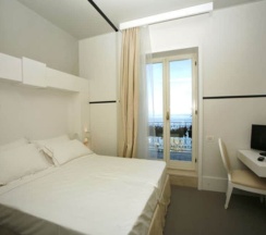 Четырёхместный номер Deluxe с видом на море в Hotel Piccolo Portofino