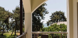 Лдзаа: Отель Талион