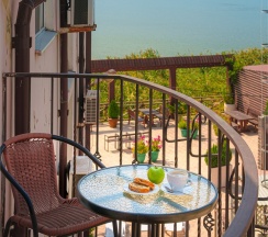 Реновированный Стандарт с балконом, с кроватью King-size или двумя односпальными кроватями в Lord