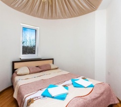 Апартаменты трехместные в Ростов-61