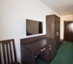 Стандартный двухкомнатный номер на четверых в V&V