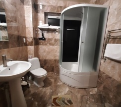 Двухкомнатные апартаменты с собственной кухней и балконом в Вилла Лиза