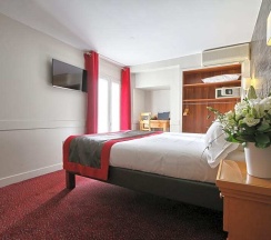 Двухместный номер Standard с балконом 2 отдельные кровати в Hotel Mondial