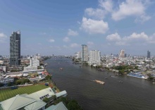 Двухместный клубный номер Standard с видом на город двуспальная кровать в Chatrium Hotel Riverside Bangkok