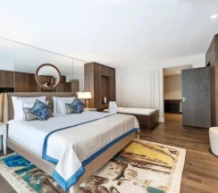 Люкс с видом на море в Kaya Palazzo Resort & Casino Girne