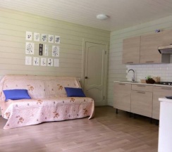 Апартаменты Comfort с 3 комнатами с красивым видом из окна в Алольский Уголок