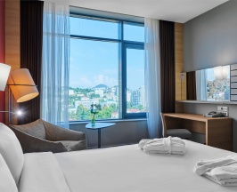 Номер Classic Superior, с видом на город - с двуспальной кроватью в Mercure Sochi Centre