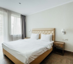 Люкс с балконом боковой вид на море. Корпус 1 в Amza Парк