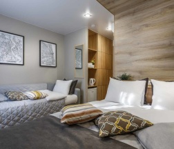 Трехместный номер в Trips Hotel