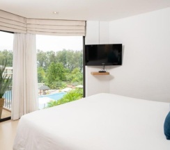 Люкс с 2 комнатами с балконом в Dewa Phuket Resort & Villas
