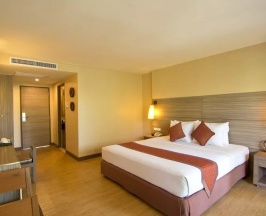 Двухместный номер Superior с видом на бассейн двуспальная кровать в Green Park Resort
