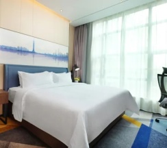 Двухместный номер Featured (двуспальная кровать) в Hampton By Hilton Guangzhou Tianhe Sports Center