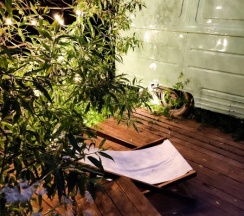 Sleepy в Hippy Hotel