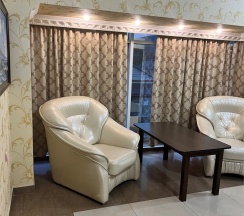 Двухместный улучшенный номер с двуспальной кроватью в Grand