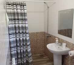 Комната стандарт с 1 двуспальной кроватью в 1000 и 1 ночь