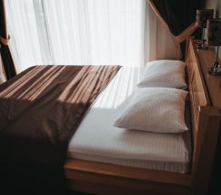 Двухместный номер Comfort с балконом и с красивым видом из окна двуспальная кровать в Diana Palace