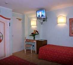 Трёхместный номер Standard в Hotel Ariston