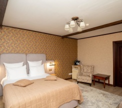 Люкс с красивым видом из окна в Губернский